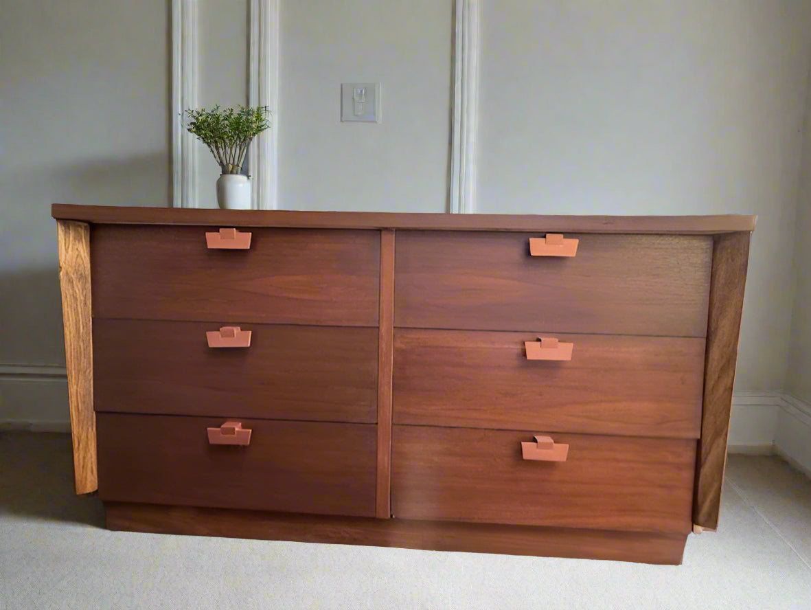 Refinished 1960s American of Martinsville 2-Piece Walnut MCM Dresser Set